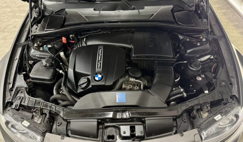 BMW 1-serie E87 BMW E82 135i Coupe full