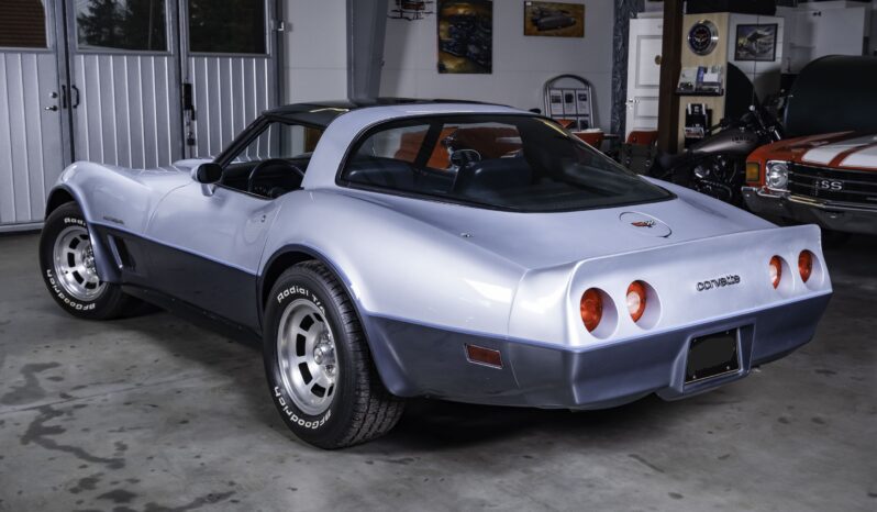 Chevrolet Corvette Targa full