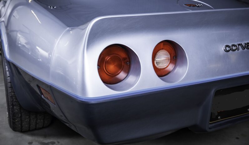 Chevrolet Corvette Targa full