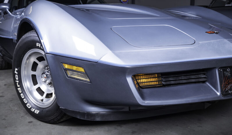 Chevrolet Corvette Targa full