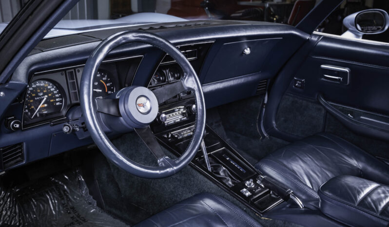 Chevrolet Corvette Targa full