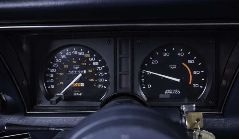 Chevrolet Corvette Targa full