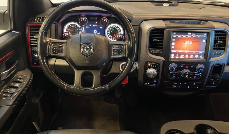 Dodge D100 RAM 1500 5,7 V8 Rebel Crew Cab aut. 4×4 4d full