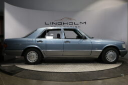 Mercedes-Benz S-Klasse (W126) 300 SE full