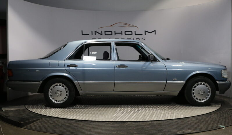 Mercedes-Benz S-Klasse (W126) 300 SE full