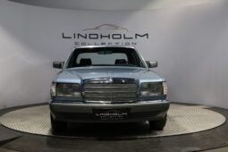 Mercedes-Benz S-Klasse (W126) 300 SE full