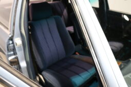 Mercedes-Benz S-Klasse (W126) 300 SE full