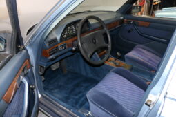 Mercedes-Benz S-Klasse (W126) 300 SE full