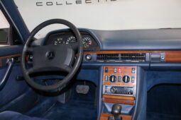 Mercedes-Benz S-Klasse (W126) 300 SE full