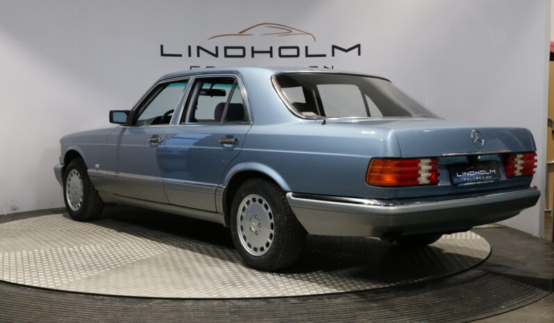 Mercedes-Benz S-Klasse (W126) 300 SE full