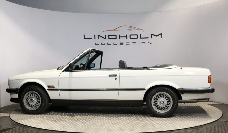 BMW 3-serie E30 320i Cabriolet full