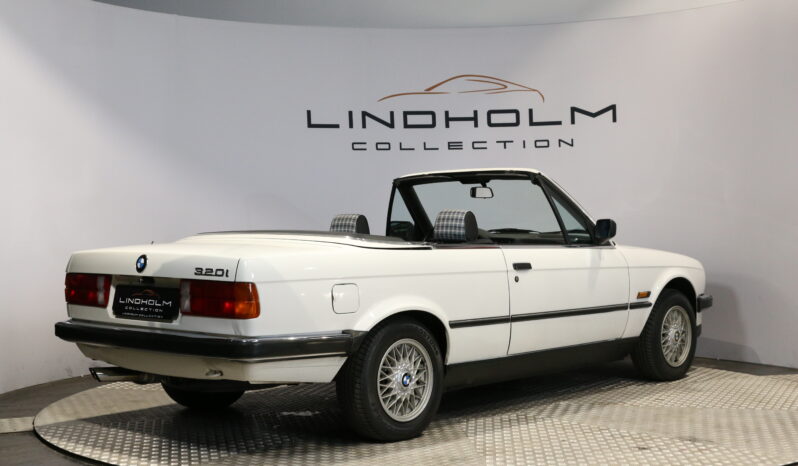 BMW 3-serie E30 320i Cabriolet full