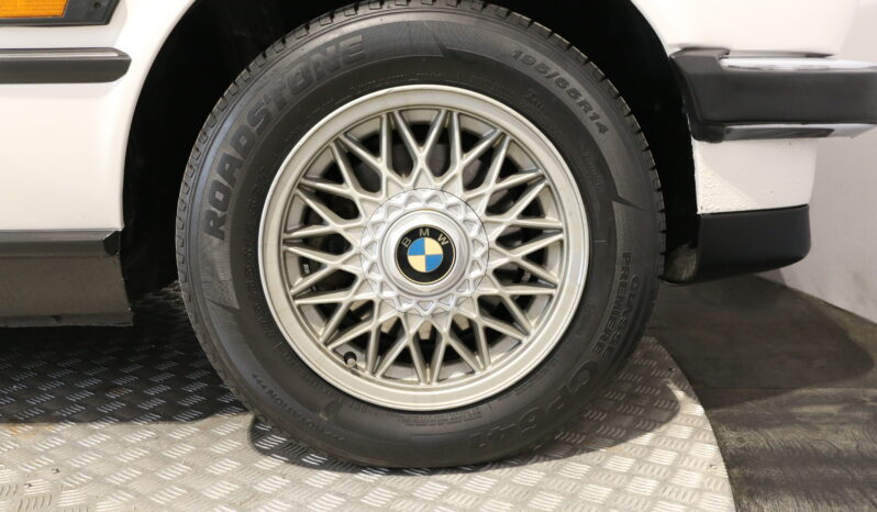 BMW 3-serie E30 320i Cabriolet full