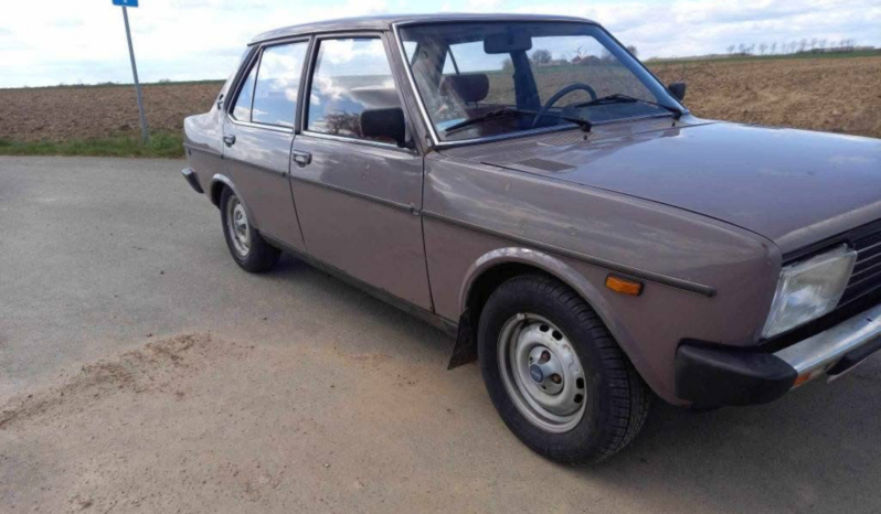Fiat 131 Mirafiori 1600 CL full