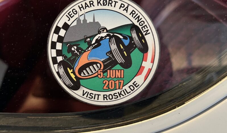 Ford Anglia 105E full