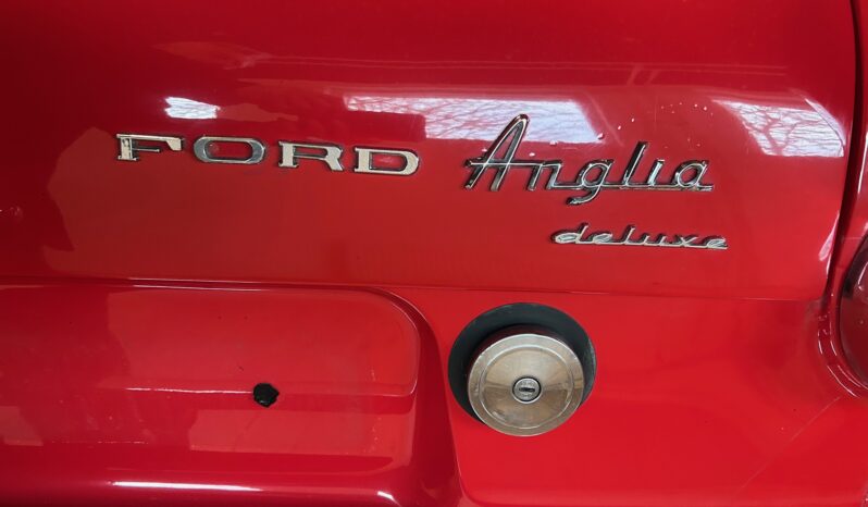 Ford Anglia 105E full