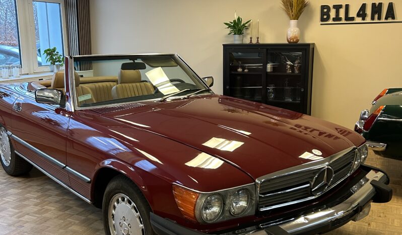 Mercedes-Benz SL-Klasse (R107) SL 560 full