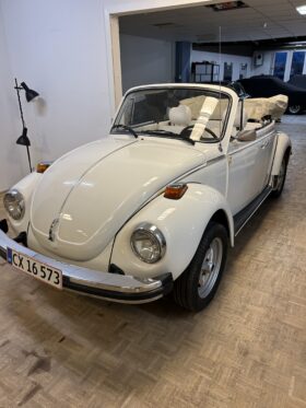 VW Bobbel 1303 Cabriolet Trible White