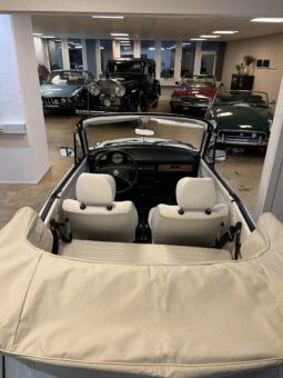 VW Bobbel 1303 Cabriolet Trible White full