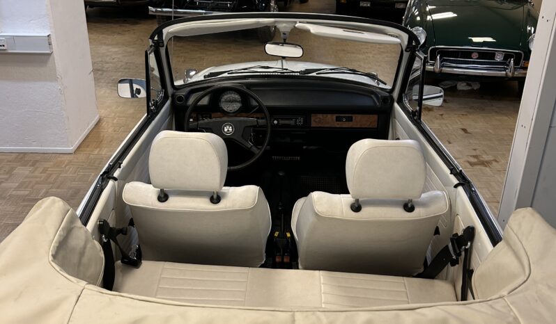 VW Bobbel 1303 Cabriolet Trible White full