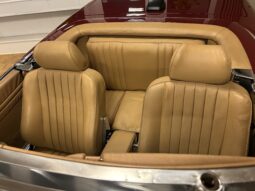 Mercedes-Benz SL-Klasse (R107) SL 560 full