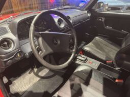 Mercedes-Benz 200-300 (W123) 230 full