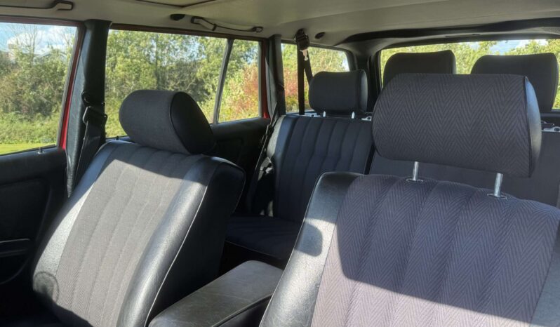 Mercedes-Benz 200-300 (W123) 230 full