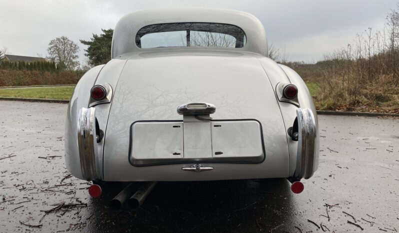 Jaguar XK 120 FHC full