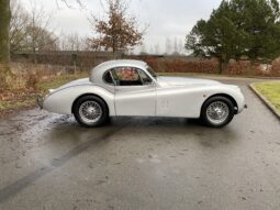 Jaguar XK 120 FHC full