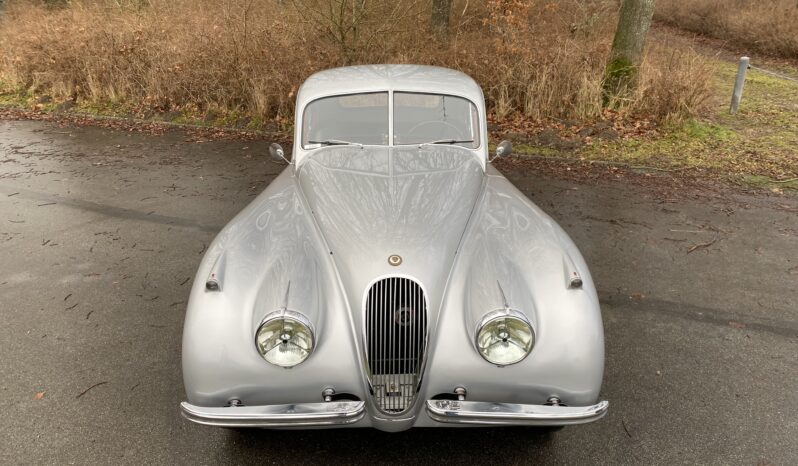 Jaguar XK 120 FHC full
