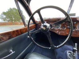 Jaguar XK 120 FHC full
