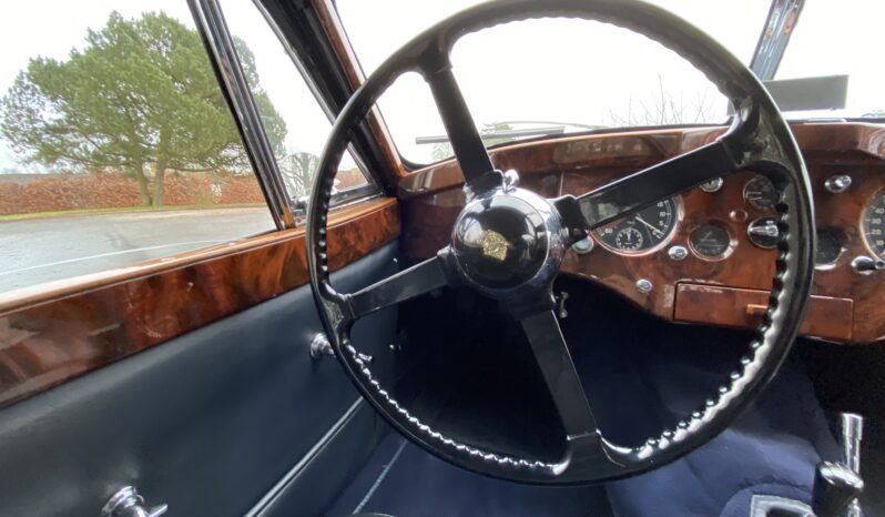 Jaguar XK 120 FHC full