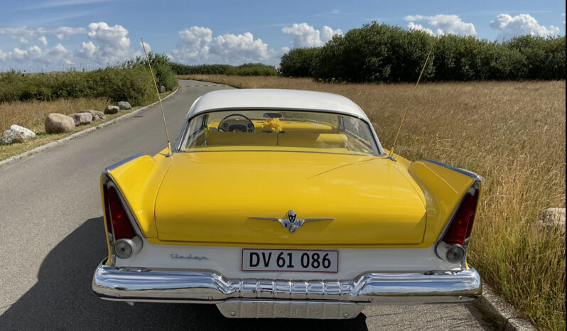 Dodge Challenger Hardtop Sport Coupé full