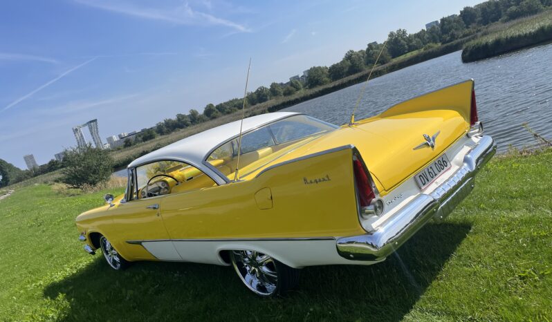 Dodge Challenger Hardtop Sport Coupé full