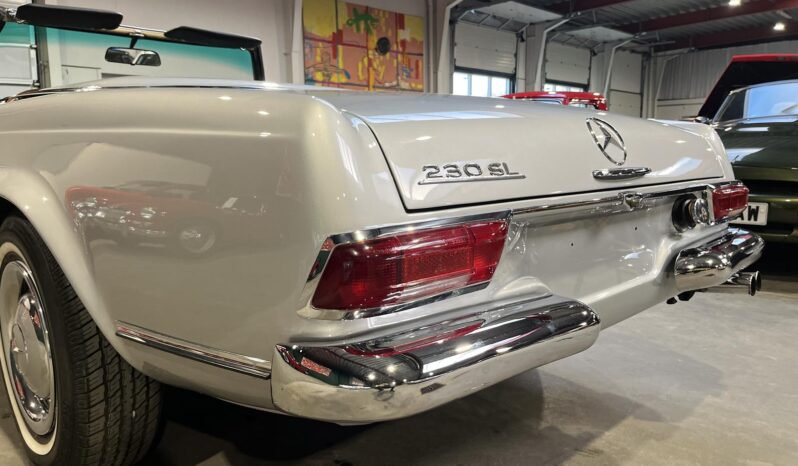 Mercedes-Benz SL (W113) 230 SL Pagode Roadster full