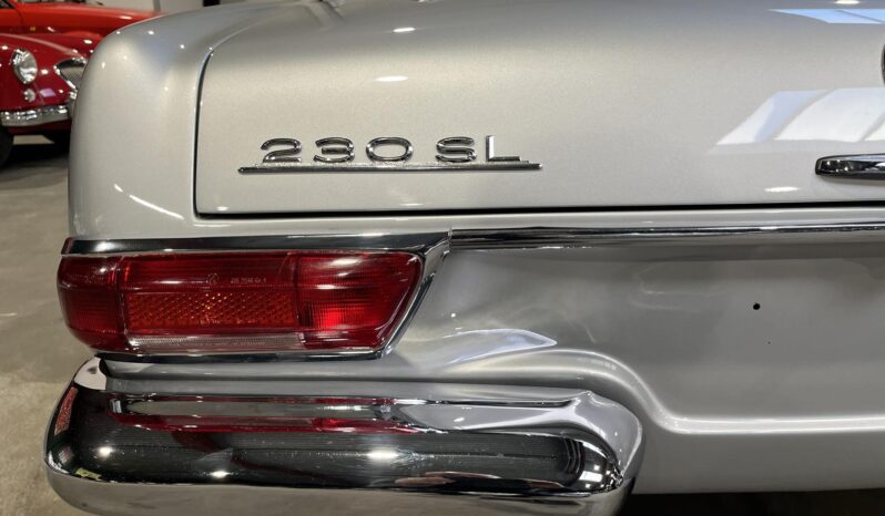 Mercedes-Benz SL (W113) 230 SL Pagode Roadster full