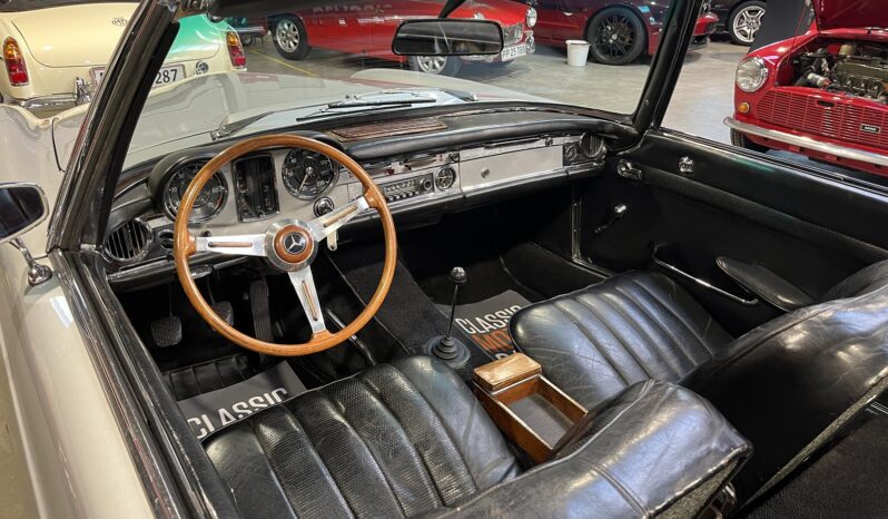 Mercedes-Benz SL (W113) 230 SL Pagode Roadster full