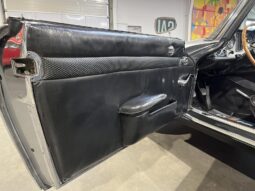 Mercedes-Benz SL (W113) 230 SL Pagode Roadster full