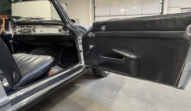 Mercedes-Benz SL (W113) 230 SL Pagode Roadster full