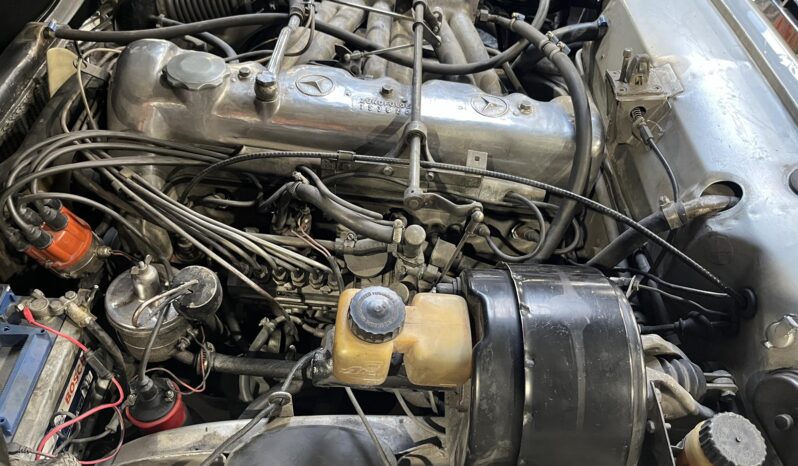 Mercedes-Benz SL (W113) 230 SL Pagode Roadster full