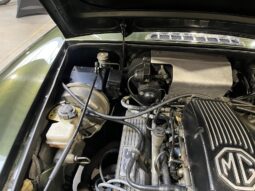 MG MGB RV8 3,9 V8 RHD Cabriolet full