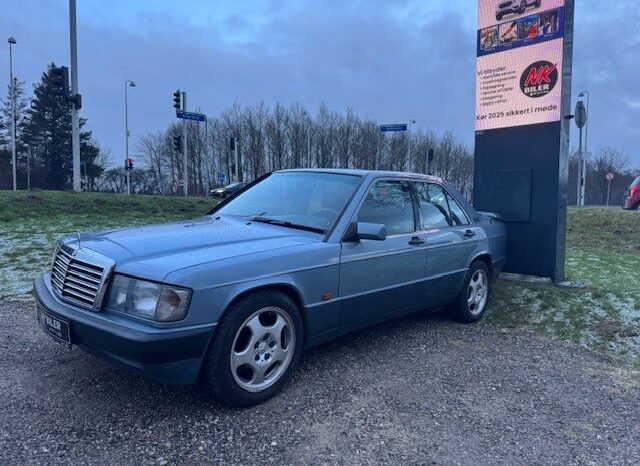 Mercedes-Benz 190 (W201) 2,0,4,dor full