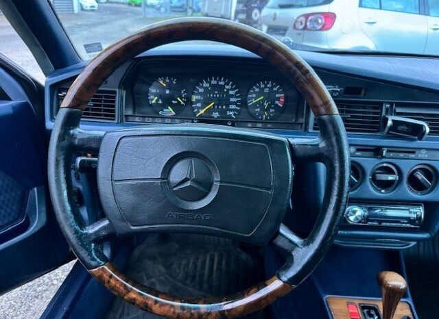 Mercedes-Benz 190 (W201) 2,0,4,dor full