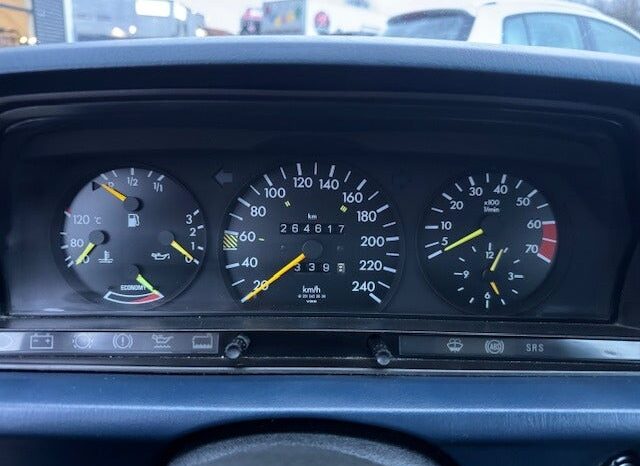 Mercedes-Benz 190 (W201) 2,0,4,dor full