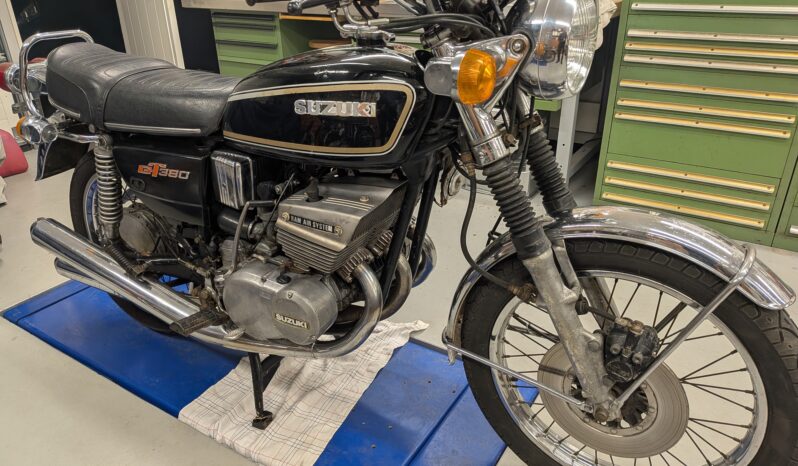 Suzuki GT380 full