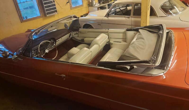 Cadillac DeVille Convertible full