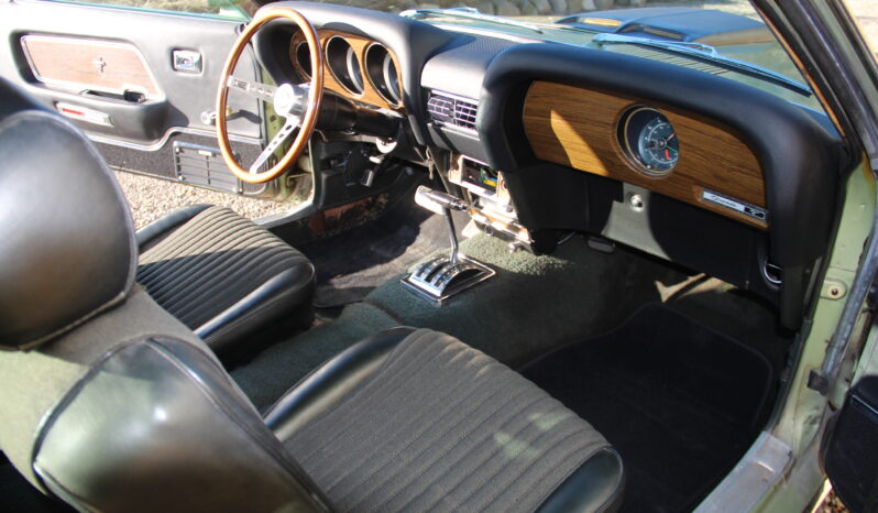 Ford Mustang Cupe full