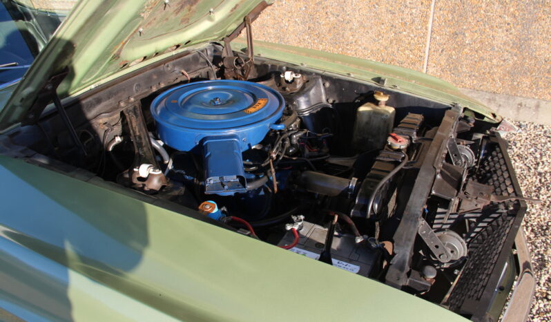 Ford Mustang Cupe full