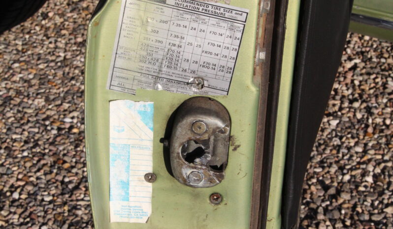 Ford Mustang Cupe full