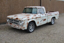 Dodge D100 Pick Up full